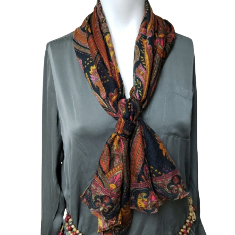 Avon Damask Paisley Acrylic rectangle scarf